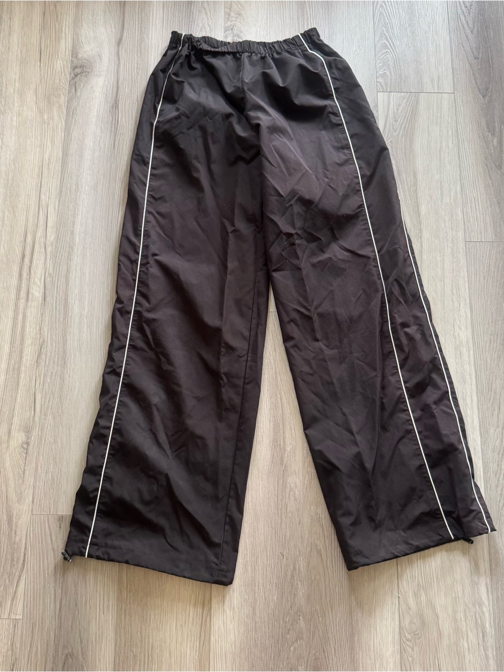 SHEIN Black Elastic Waist Track Pants with White Trim